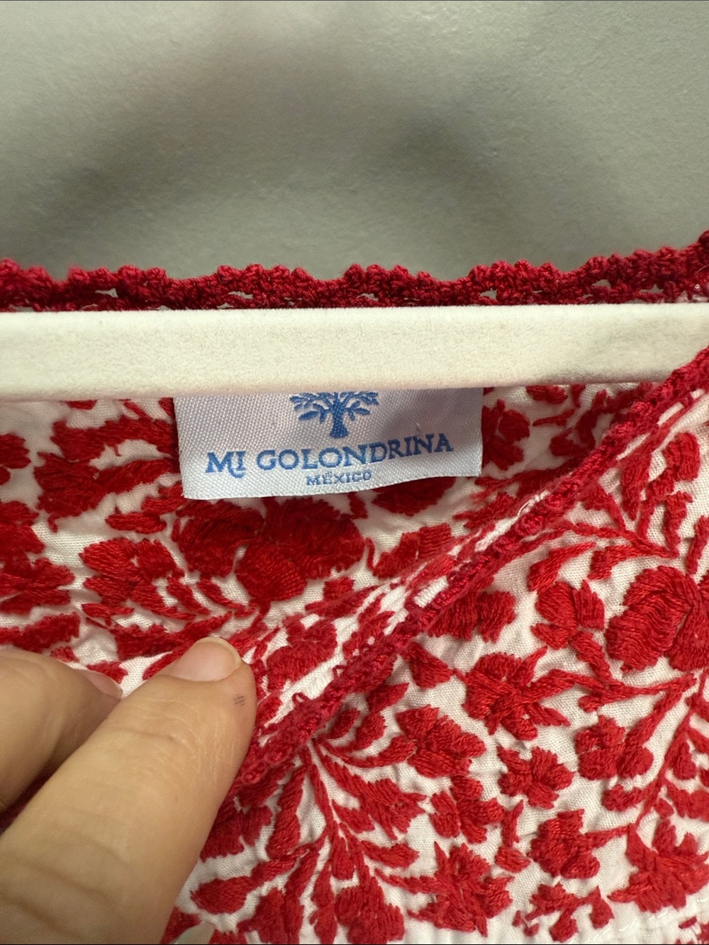 MI GOLONDRINA SOLEDAD RED-FLORAL
BLOUSE🌹🍓🍒 - Picture 4 of 4